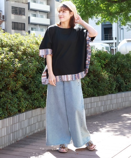 チチカカ(チチカカ)の「柄切替スクエアポンチョ(Tシャツ/カットソー・レディース・ブラック/イエロー/オレンジ/パープル・FREE)」の5枚目の写真