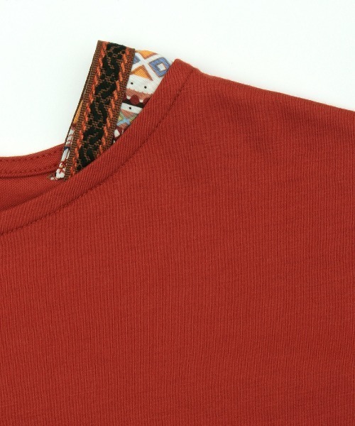 チチカカ(チチカカ)の「柄切替スクエアポンチョ(Tシャツ/カットソー・レディース・ブラック/イエロー/オレンジ/パープル・FREE)」の20枚目の写真