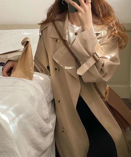 SallyLunn（サリーラン）の「ロング丈ダブルトレンチコート（トレンチコート・レディース・ベージュ/ブラック・LARGE/MEDIUM）」の2枚目の写真