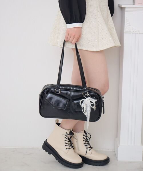 ems excite（エムズエキサイト）の「チャーム付きボストンバッグ（ボストンバッグ・レディース・レッド/ブラック/オフホワイト・ONE SIZE）」の10枚目の写真