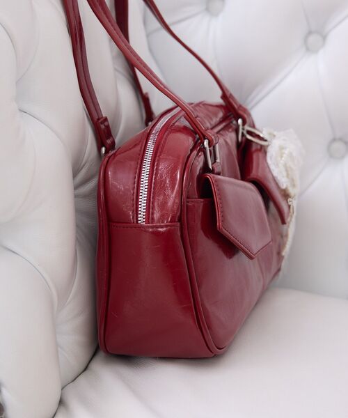 ems excite（エムズエキサイト）の「チャーム付きボストンバッグ（ボストンバッグ・レディース・レッド/ブラック/オフホワイト・ONE SIZE）」の19枚目の写真