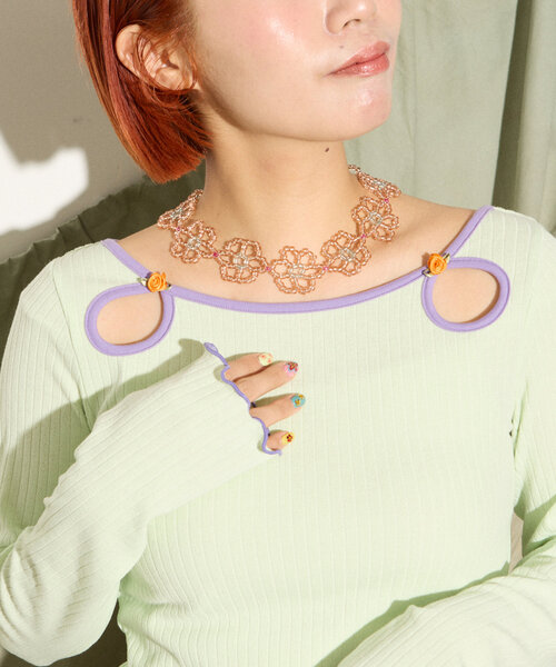 HELLO.SANFRANCISCO（ハローサンフランシスコ）の「【HELLO.SANFRANCISCO】フラワーチョーカーネックレス（ネックレス・レディース・ブルー/ピンク/オレンジ・ONE SIZE）」の5枚目の写真