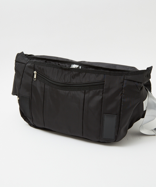 cheek(BAG)(チーク)の「【cheek/チーク】big messenger C24005/ビッグメッセンジャーバッグ/ユニセックス【WEB限定】(メッセンジャーバッグ・メンズ・ブラック/カーキ/アイボリー・フリー)」の21枚目の写真