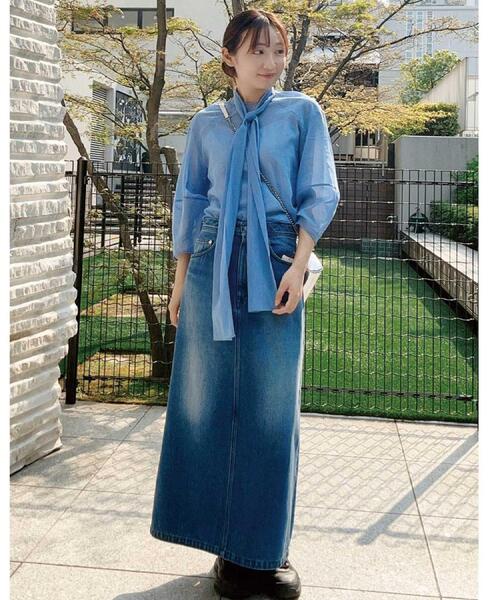 DRESSTERIOR（ドレステリア）の「【洗える/後ろスリット】ユーズド加工デニムナロースカート（デニムスカート・レディース・ブルー系その他・34/36/38/40）」の8枚目の写真