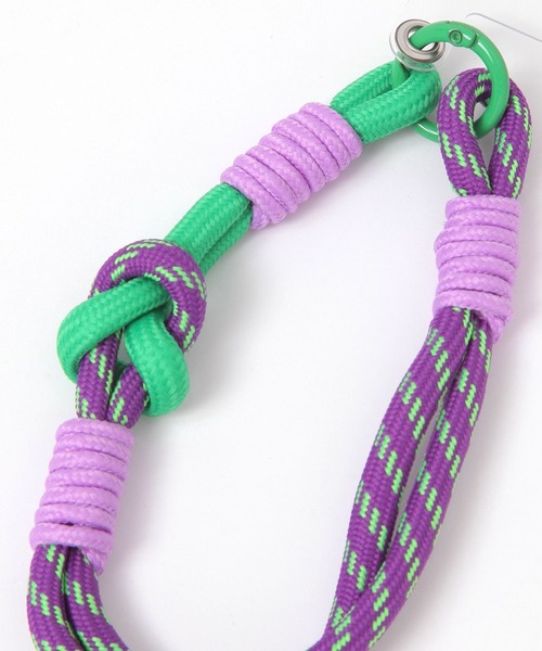 LEPSIM(レプシィム)の「パラコードハンドストラップ 321501(スマホグッズ・レディース・ダークパープル/ブラック/ライトピンク/ホワイト・ONE SIZE)」の7枚目の写真