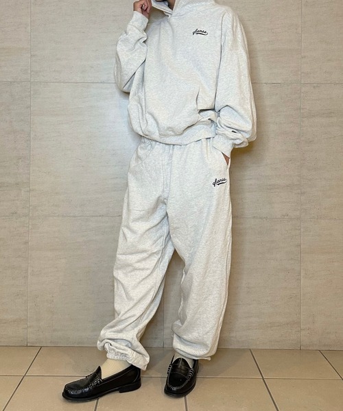 Glanss(グランス)の「Glanss logo sweat pants(スウェットパンツ・メンズ・ネイビー/グレー・MEDIUM/LARGE)」の18枚目の写真