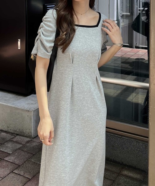 nelliy.(ネルリー)の「バックオープン配色リブワンピース(ワンピース・レディース・杢グレー/ブラック・LARGE/MEDIUM)」の1枚目の写真