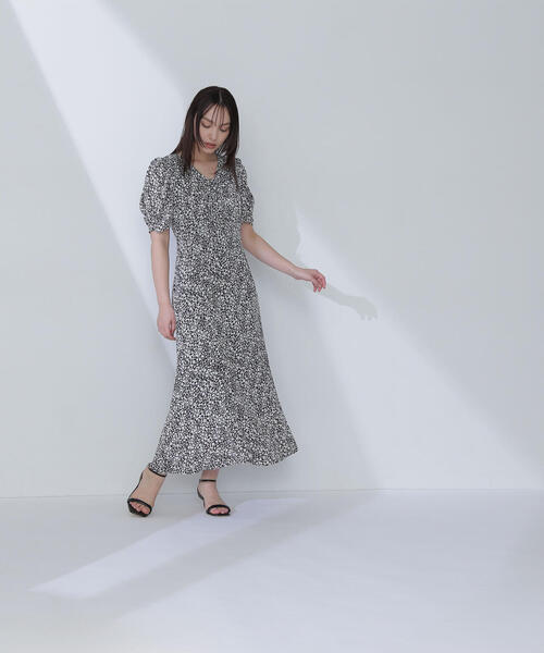 NATURAL BEAUTY BASIC（ナチュラルビューティーベーシック）の「◇フロントリボンプリントワンピース（ワンピース・レディース・ブルー系その他/ブラック系その他・MEDIUM/P/S）」の4枚目の写真