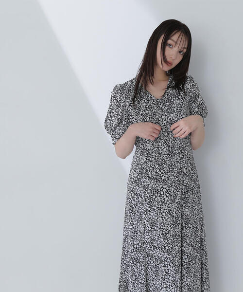 NATURAL BEAUTY BASIC（ナチュラルビューティーベーシック）の「◇フロントリボンプリントワンピース（ワンピース・レディース・ブルー系その他/ブラック系その他・MEDIUM/P/S）」の5枚目の写真