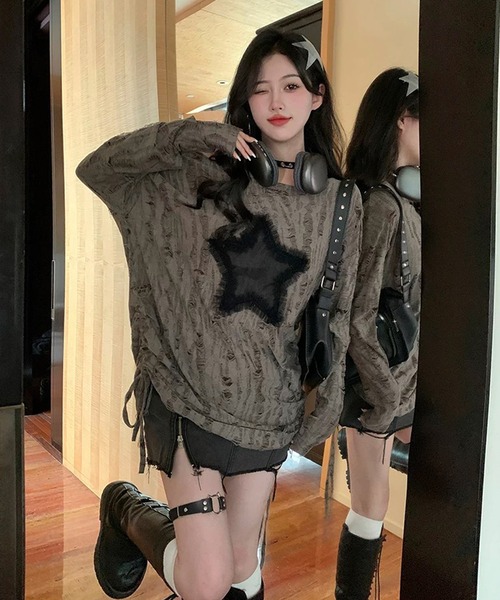 shopnikoniko(ショップニコニコ)の「チュールスターモチーフ ワンショルダー ダメージトップス(Tシャツ/カットソー・レディース・ホワイト/グレー・フリー)」の5枚目の写真