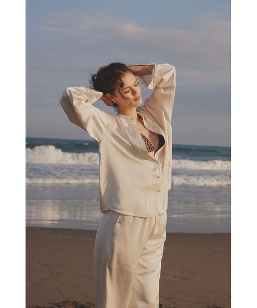 【完売品】 alexiastam サテン シャツ セール】Satin Shirt /サテンシャツ（シャツ/ブラウス）｜ALEXIA
