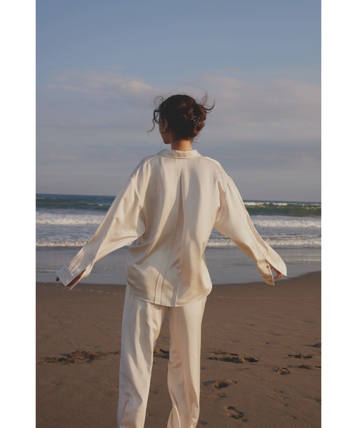 【完売品】 alexiastam サテン シャツ ALEXIA STAM（アリシアスタン）の「Satin Shirt /サテンシャツ