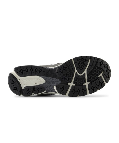 New Balance/ニューバランス U2002RCB(26cm～28.5cmサイズ展開