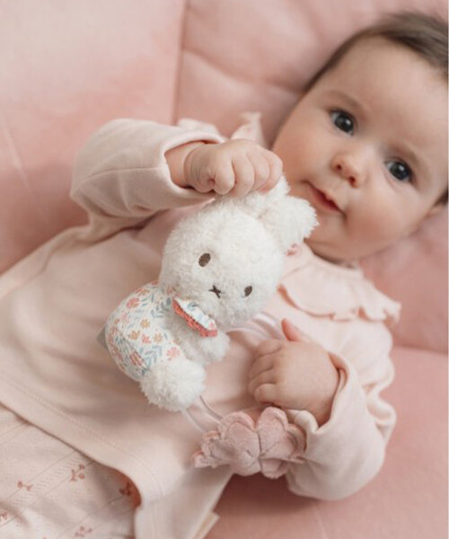 BIRTHDAY BAR（バースデイバー）の「【MIFFY　ミッフィー】 x Little Dutch リングラトル（ベビーギフト・キッズ・ブルー/ピンク・0）」の6枚目の写真