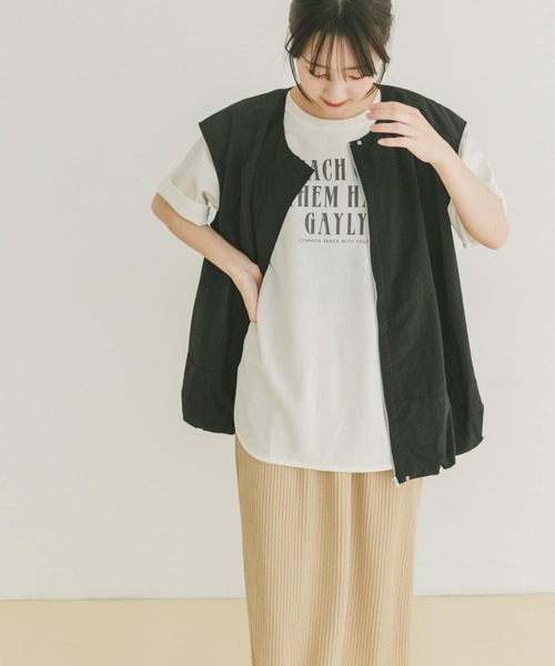 ITEMS URBANRESEARCH（アイテムズ アーバンリサーチ）の「カットジョーゼットロゴTシャツ（Tシャツ/カットソー・レディース・チャコールグレー/ブルー/オフホワイト・FREE）」の10枚目の写真