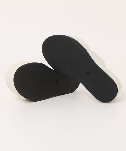 JVAM（ジェーヴィエーエム）の「【JVAM】厚底ウエッジミュールサンダル(E52505)（サンダル・レディース・ブラック/アイボリー・36/37/38/39/35）」の4枚目の写真