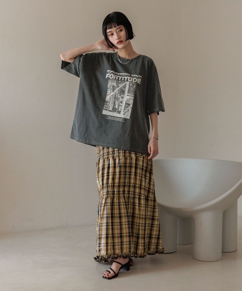 LOWRYS FARM（ローリーズファーム）の「シャーリングボリュームスカート 326200（スカート・レディース・ブラック/イエロー系その他/ブルー系その他・FREE）」の5枚目の写真