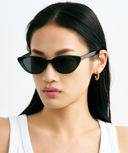 NUEF （ヌエフ）の「ユニセックス対応/NUEF/cent un101/キャッツアイサングラス（サングラス・レディース・ブラック/ブラウン/グリーン・FREE）」の22枚目の写真