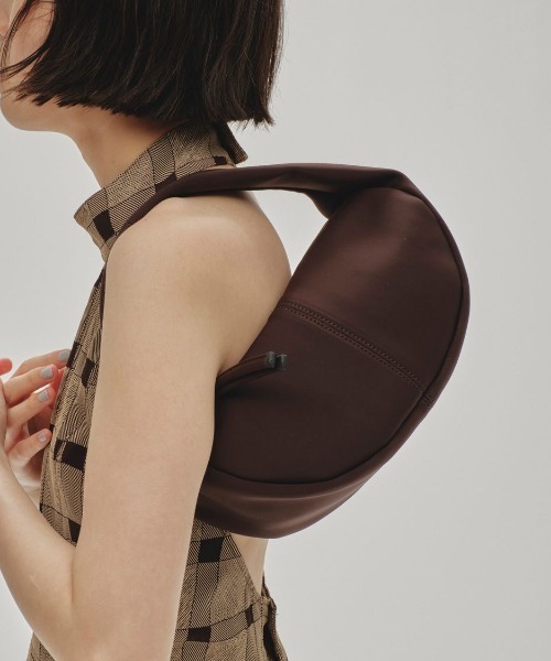 TODAYFUL（トゥデイフル）の「TODAYFUL Bonding Wrap Bag 12511018（ハンドバッグ・レディース・ブラック/ブラウン・FREE）」の2枚目の写真