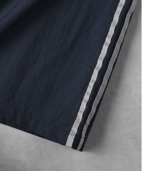 Right-on（ライトオン）の「【HONEYSUCKLE ROSE】ナイロンラインスカート（スカート・レディース・ネイビー/ダークグレー・M/L）」の9枚目の写真