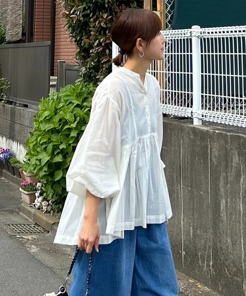 notch.（ノッチ）の「【notch.by KR】スキッパーペプラムブラウス（シャツ/ブラウス・レディース・チャコール/ネイビー/ブラック/オフホワイト・M）」の5枚目の写真