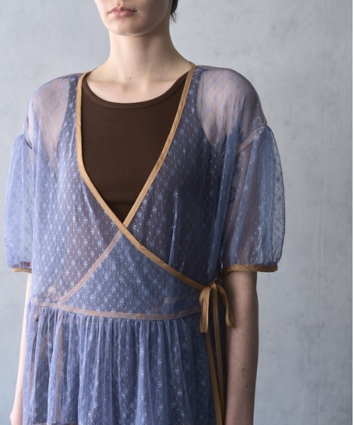 Muel Chic(ミュエルシック)の「Caitlin tulle cardigan ケイトリンチュールカーディガン(カーディガン/ボレロ・レディース・オフホワイト/ライトブルー/ブラック・FREE)」の15枚目の写真