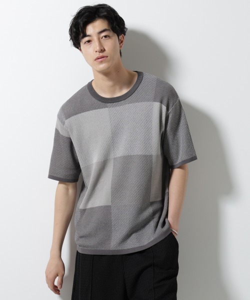 NANO universe(ナノユニバース)の「ブロックチェックニットTシャツ 半袖(Tシャツ/カットソー・メンズ・ブルー/ブラック/ライトグレー・S/L/M)」の2枚目の写真