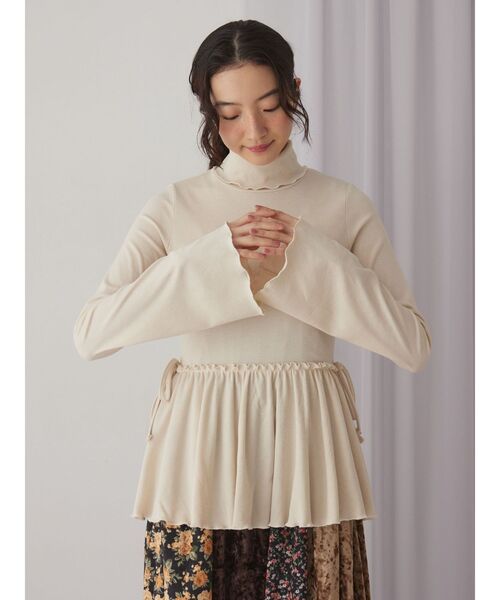 merry jenny（メリージェニー）の「ギャザーペプラムカットtops（ニット/セーター・レディース・アイボリー/モカ/ブラック・FREE）」の7枚目の写真