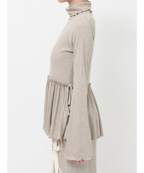 merry jenny（メリージェニー）の「ギャザーペプラムカットtops（ニット/セーター・レディース・アイボリー/モカ/ブラック・FREE）」の21枚目の写真