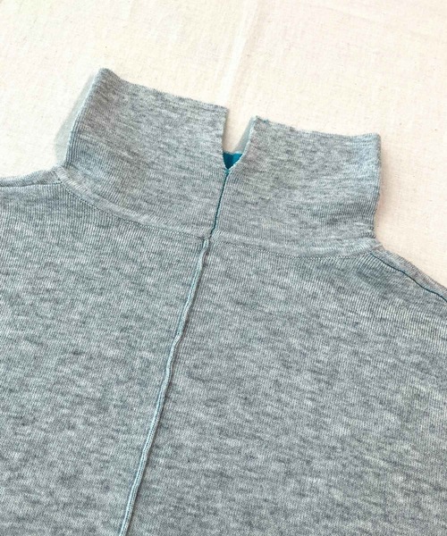 Q（キュー）の「リバーニットプルオーバー（ニット/セーター・レディース・レッド/ブラック/グレー・MEDIUM）」の17枚目の写真