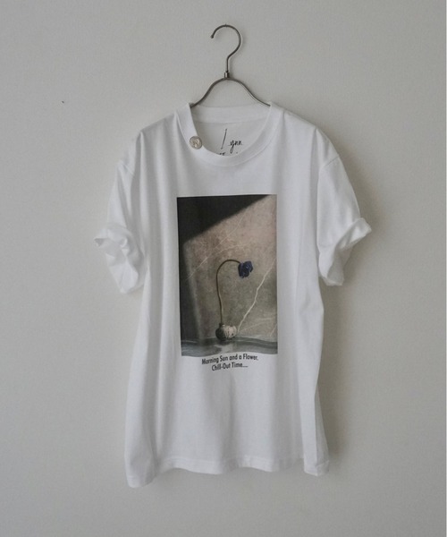 Lynn.(リン)の「Morning sun & A FLOWER TEE(Tシャツ/カットソー・レディース・ホワイト・S/M)」の4枚目の写真