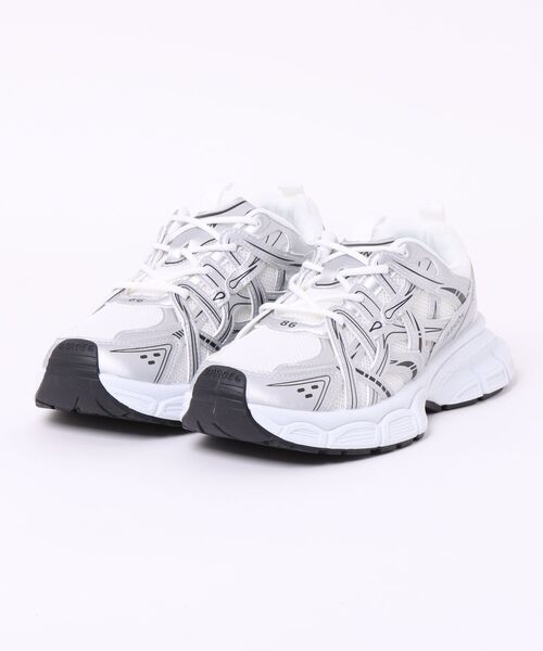 shoes365(シューズスリーシックスファイヴ)の「厚底ランニングスニーカー(スニーカー・メンズ・シルバー/ブラック・25.5cm/26.5cm/25.0cm/26.0cm/27.0cm/24.5cm)」の22枚目の写真