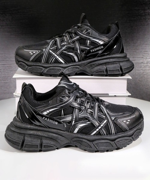 shoes365(シューズスリーシックスファイヴ)の「厚底ランニングスニーカー(スニーカー・メンズ・シルバー/ブラック・25.5cm/26.5cm/25.0cm/26.0cm/27.0cm/24.5cm)」の7枚目の写真