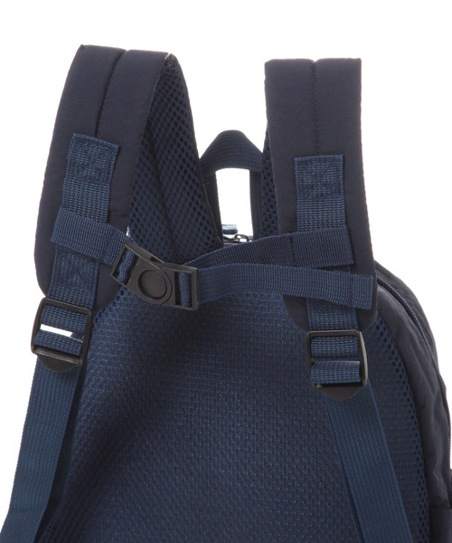 BAYFLOW（ベイフロー）の「[急な雨でも安心!撥水機能付き]アソート刺繍リュック(KIDS)（バックパック/リュック・キッズ・ラベンダー/グレー/ピンク/ネイビー・MEDIUM/LARGE）」の7枚目の写真