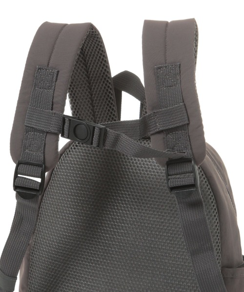 BAYFLOW（ベイフロー）の「[急な雨でも安心!撥水機能付き]アソート刺繍リュック(KIDS)（バックパック/リュック・キッズ・ラベンダー/グレー/ピンク/ネイビー・MEDIUM/LARGE）」の22枚目の写真