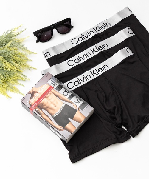 Calvin Klein(カルバン・クライン)の「Calvin Klein カルバンクライン Underwear Trunk 3PK アンダーウェアローライズボクサーパンツ3枚セット(ボクサーパンツ・メンズ・ブラック/マルチ/その他・S/M/L)」の1枚目の写真