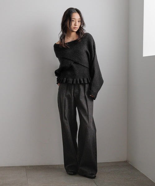 LOWRYS FARM(ローリーズファーム)の「タックワイドデニム 532506(デニムパンツ・レディース・パープル/ブラック/ブラウン/レオパード/ブルー・SMALL/MEDIUM/LARGE)」の7枚目の写真