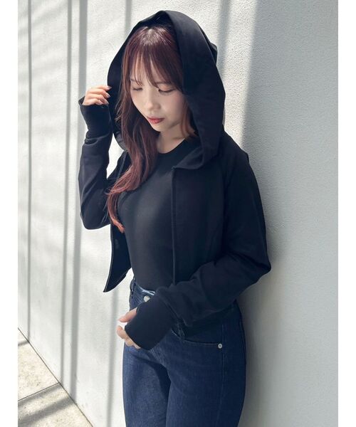 dazzlin（ダズリン）の「【吉田朱里】UVコンパクトパーカー（パーカー・レディース・ブラック/ピンク/ベージュ・FREE）」の10枚目の写真