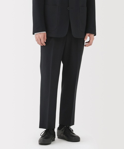 無印良品（ムジルシリョウヒン）の「紳士　撥水ストレッチワンタックパンツ（その他パンツ・メンズ・ブラック/チャコールグレー/ダークネイビー・S/M/L/XL）」の2枚目の写真
