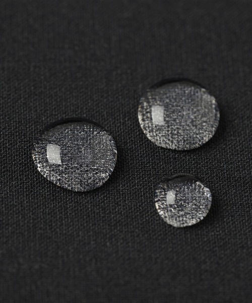 無印良品（ムジルシリョウヒン）の「紳士　撥水ストレッチワンタックパンツ（その他パンツ・メンズ・ブラック/チャコールグレー/ダークネイビー・S/M/L/XL）」の9枚目の写真