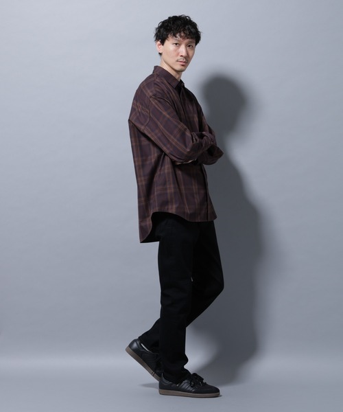 RED CARD TOKYO（レッドカード）の「RED CARD/別注 Rhythm +（デニムパンツ・メンズ・ブラック/インディゴブルー・28/30/32）」の6枚目の写真