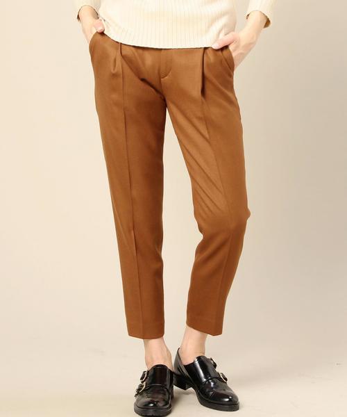 BEAUTY&YOUTH UNITED ARROWS(ビューティーアンドユースユナイテッドアローズ)の「BY サキソニータックテーパードパンツ◆(その他パンツ・レディース・ブラック/ダークグレー/ブラウン・SMALL/LARGE/MEDIUM)」の18枚目の写真