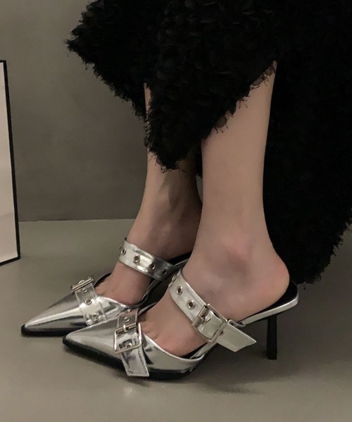yuue' ( wear )（ユーイ）の「ダブルベルトミュールパンプス（パンプス・レディース・シルバー/ブラック・24.5cm/23.5cm）」の14枚目の写真