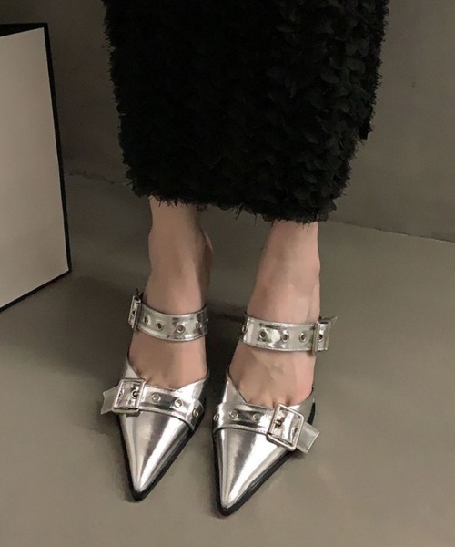 yuue' ( wear )（ユーイ）の「ダブルベルトミュールパンプス（パンプス・レディース・シルバー/ブラック・24.5cm/23.5cm）」の16枚目の写真