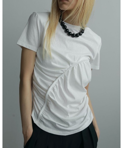トップス anuke Padin Long T-shirts anuke（アンヌーク）の「Padin Long T-shirts（Tシャツ
