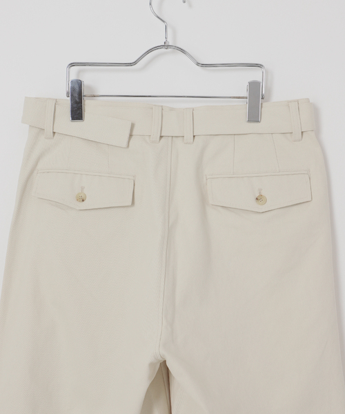 B.C STOCK（ベーセーストック）の「【Deux Allures/ドゥ アリュール】ミリタリー ベルテッドパンツ（チノパンツ・メンズ・ブラウン/アイボリー・FREE）」の22枚目の写真