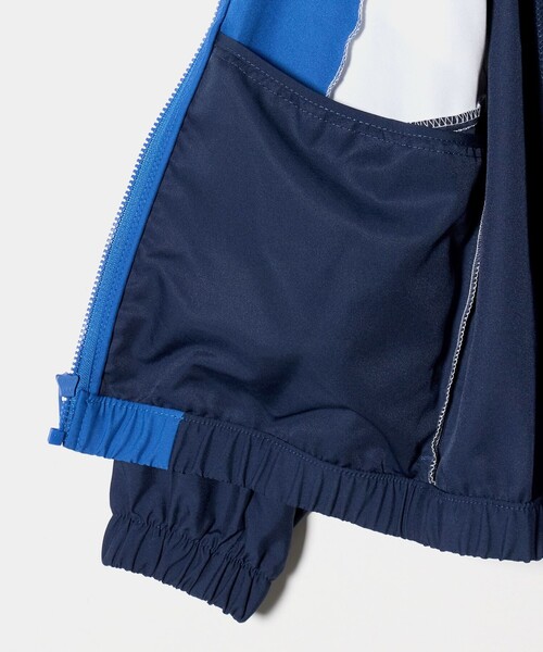 NIKE(ナイキ)の「<NIKE>トラックスーツ ウーヴン FZ / キッズ 130cm-160cm(ブルゾン・キッズ・ブラック/コバルトブルー・160cm/140cm/150cm/130cm)」の8枚目の写真