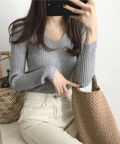 Beststore(ベストストア)の「ネック2タイプ 長袖リブニット インナーニット(ニット/セーター・レディース・イエロー/ホワイト系その他/キャメル/ピンク/ホワイト/グレー系その他/ピンク系その他/ライトベージュ/ブラック/ブラック系その他/グレー/ベージュ系その他/ブラウン・FREE)」の18枚目の写真