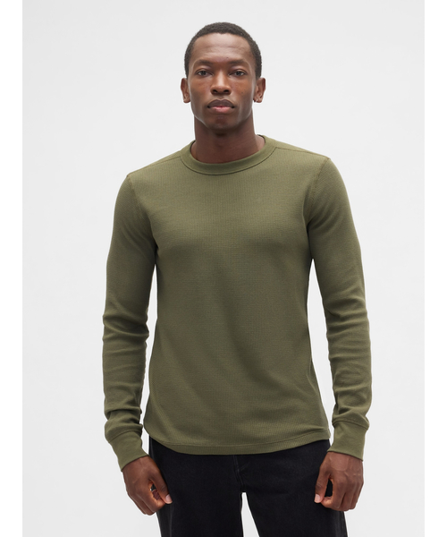 GAP(ギャップ)の「ワッフルニット クルーネックTシャツ(Tシャツ/カットソー・メンズ・チャコールグレー/ブラック/カーキ/ベージュ/ネイビー/キャメル・XS/S/M/L/XL)」の4枚目の写真