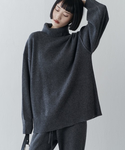 Lui's（ルイス）の「タートルネックニットプルオーバー（ニット/セーター・レディース・チャコールグレー/ライトグレー/ブラック・FREE）」の11枚目の写真